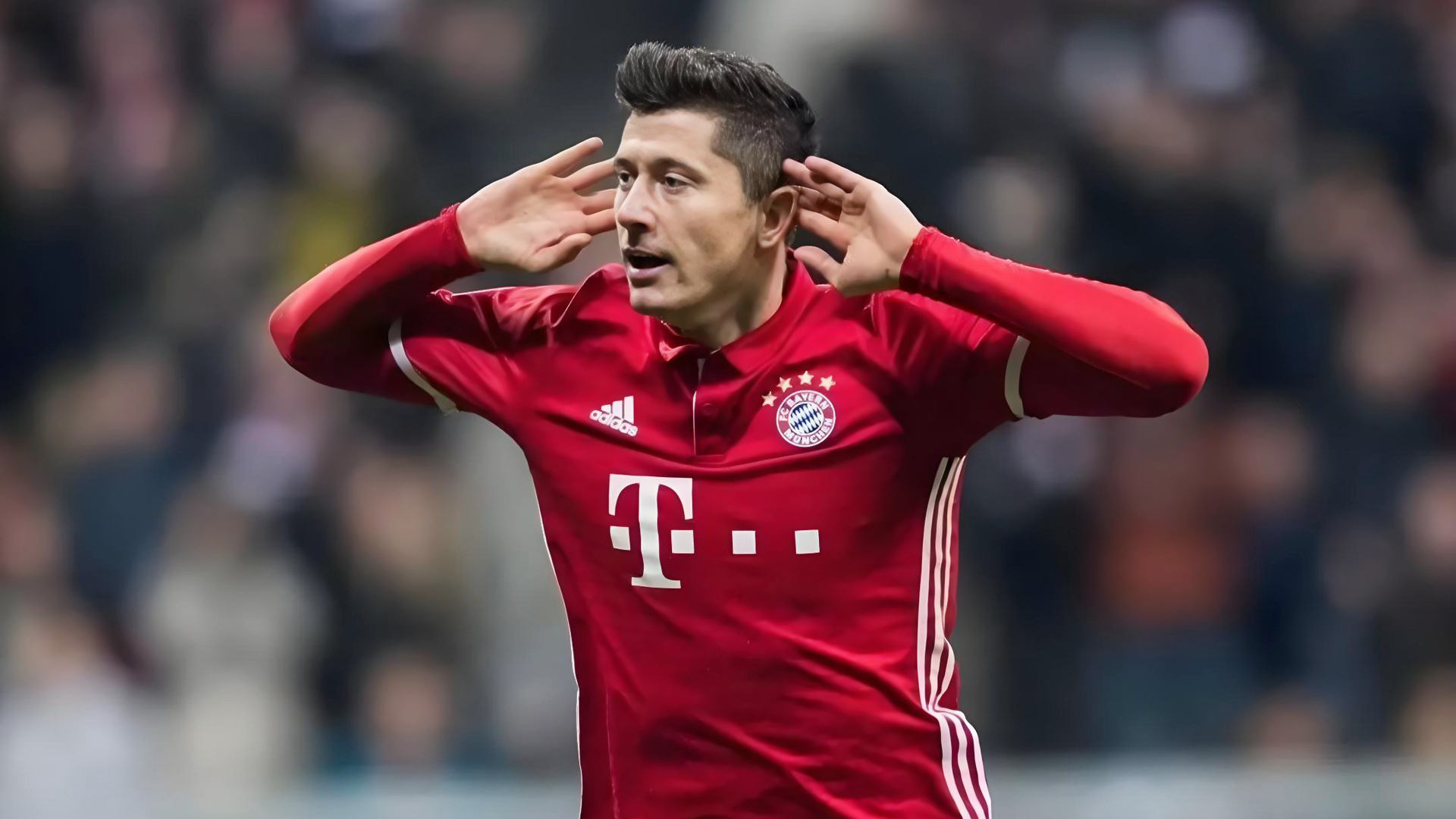 意甲-莱奥双响 AC米兰2-1逆转佛罗伦萨登顶积分榜