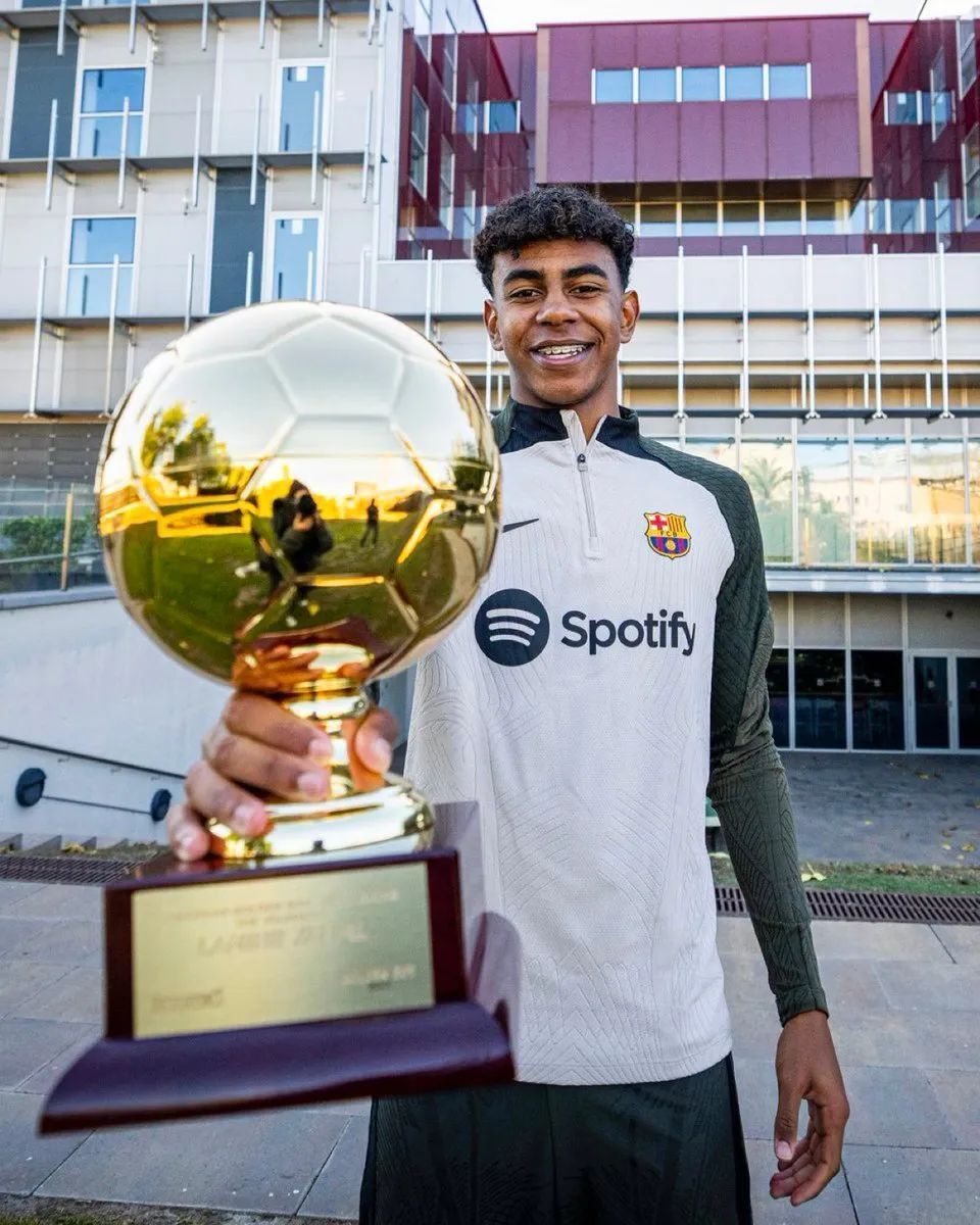 《极限竞速地平线6》送礼预热！ 多位博主收到礼品包